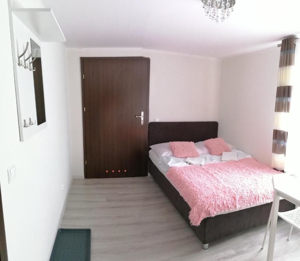 Отели типа «постель и завтрак» Pod Dębem Крыница-Морска-16